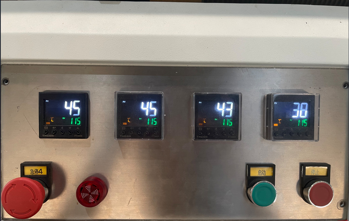 3D Gilding อัตโนมัติ Hot Foli Stamping Machine สําหรับกระดาษบรรจุสินค้าครบวงจร