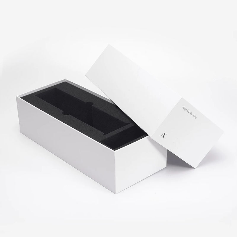 LY-800C เครื่องทำกล่องแข็งกึ่งอัตโนมัติ ออกแบบมาสำหรับการขึ้นรูปด้วยแรงกด การพับ และการขึ้นรูปกล่องแข็งสำหรับกล่องโทรศัพท์มือถือ กล่องรองเท้า กล่องเครื่องประดับ กล่องหรู และกล่องของขวัญ