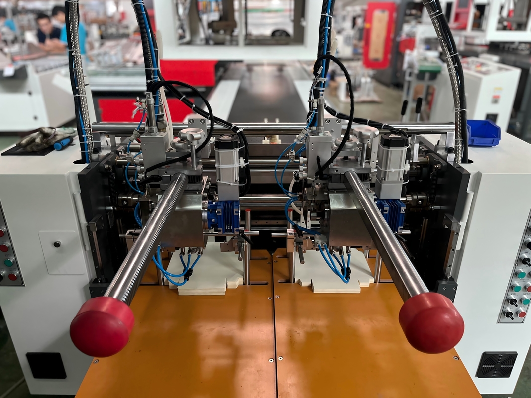 อัตโนมัติ Double Positioning เครื่องอาหารกระดาษ สําหรับกล่องเครื่องสําอางกล่องของขวัญกล่องเครื่องประดับกล่อง hardcover