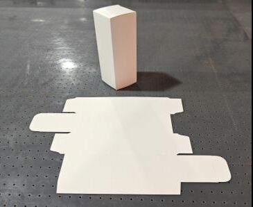 เครื่องตัดวัสดุไม่ใช้โลหะแบบยืดหยุ่น LY-RK03-1113 ความหนาตัด 50 มม. และความแม่นยำ ±0.05 มม.