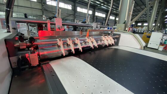 เครื่องทำกล่องแข็งแบบป้อนคู่ขึ้นรูปคู่ ความเร็วสูง แม่นยำสูง ควบคุมด้วยเซอร์โวเต็มรูปแบบ