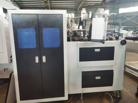 85pcs/Min เครื่องเล็บมุมอัตโนมัติเต็ม